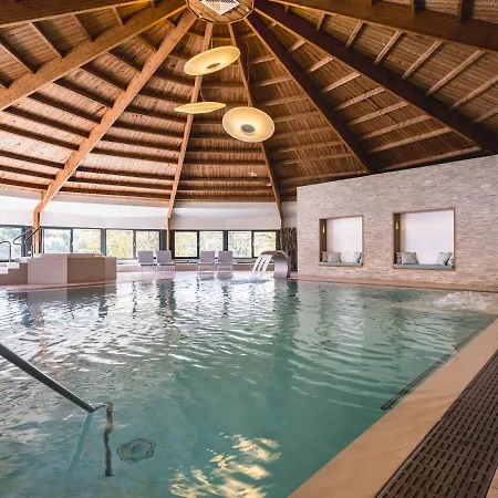 Otel Der Valk 4*