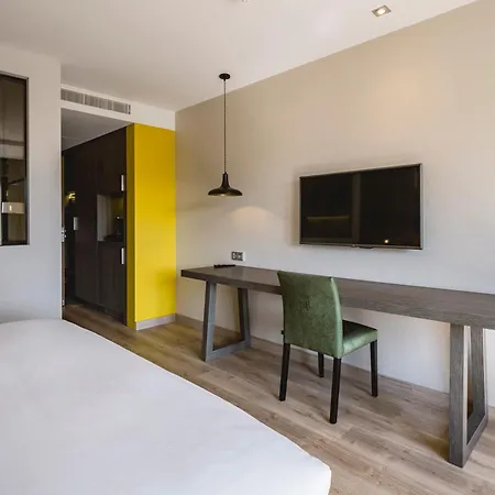 Otel Der Valk 4*