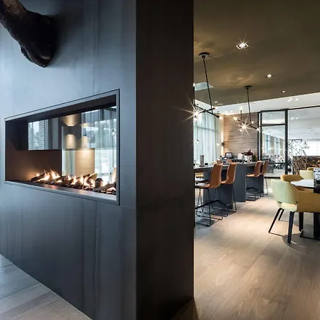 Otel Der Valk 4*