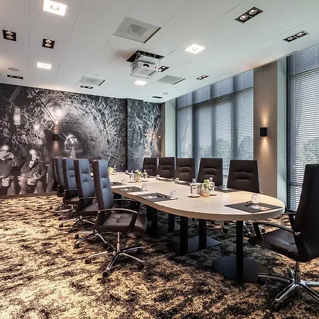 Otel Der Valk 4*
