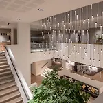 Der Valk Hotel 4*