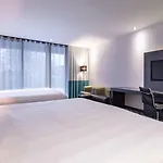 Der Valk Hotel 4*